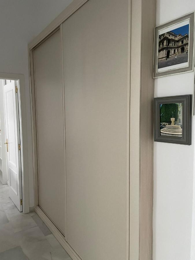 Piso A 60 Metros De La Catedral Apartment Севиля Екстериор снимка